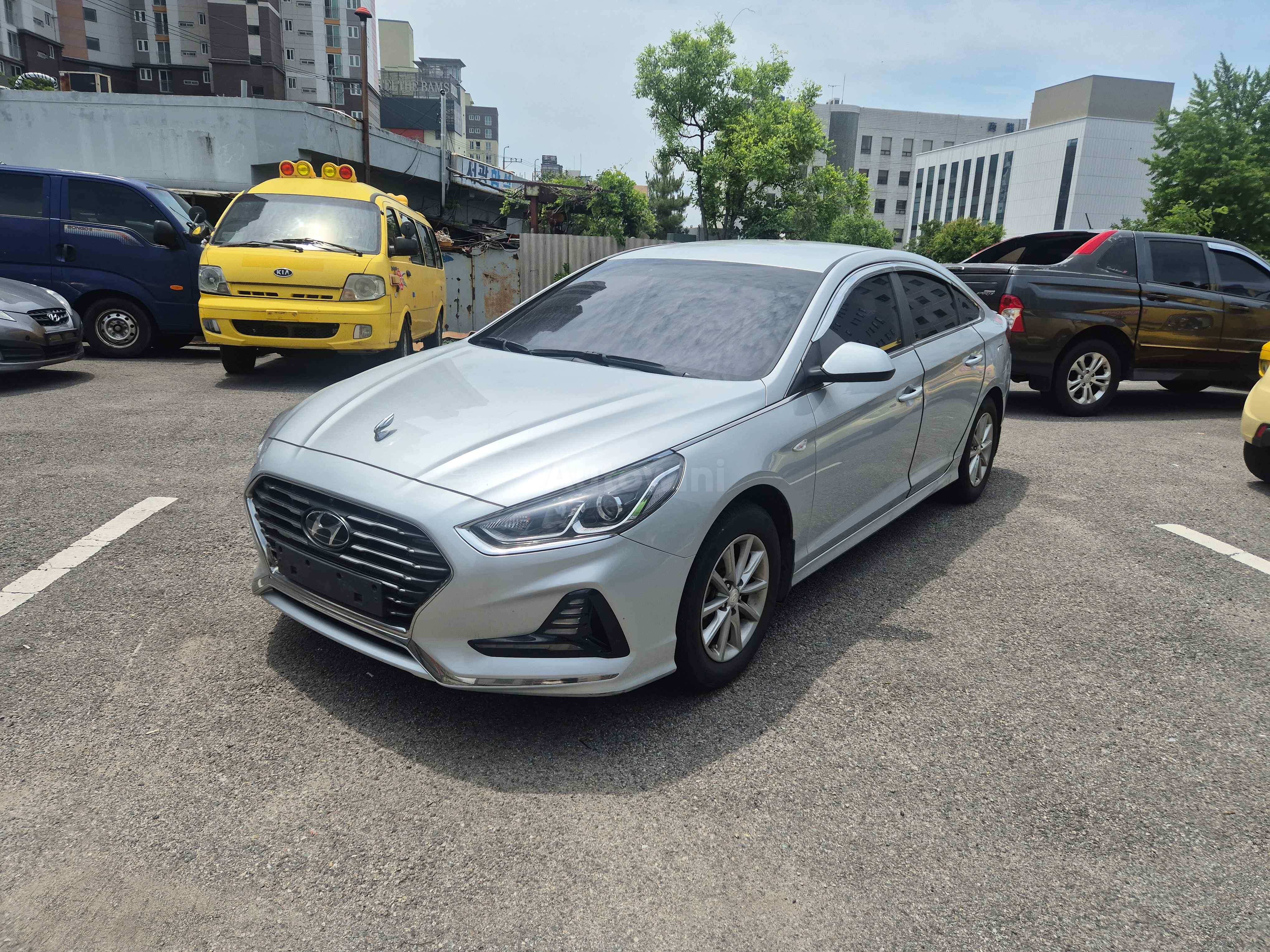 2018 HYUNDAI SONATA VIN: KMHE341DBJA487874