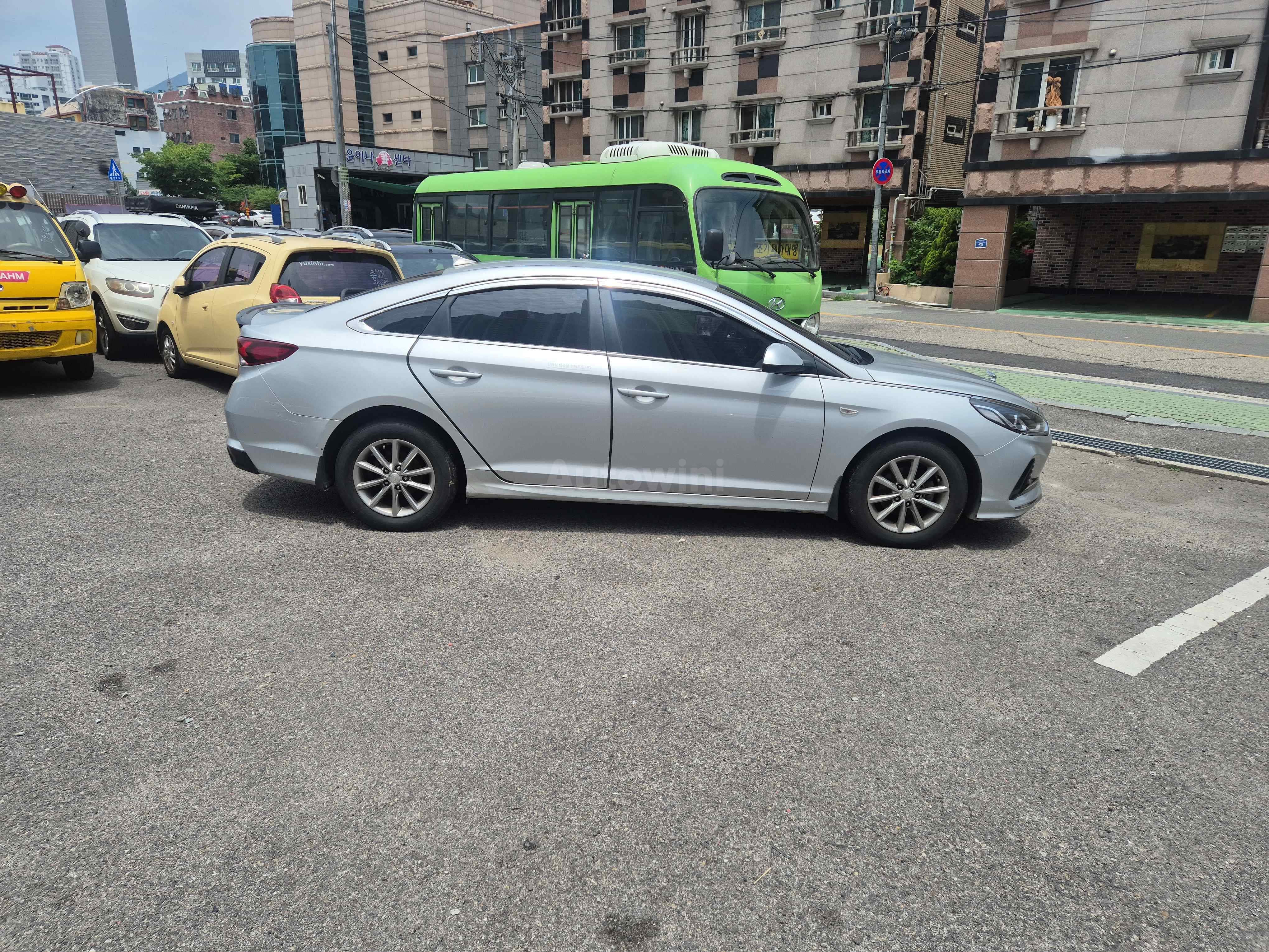 2018 HYUNDAI SONATA VIN: KMHE341DBJA487874