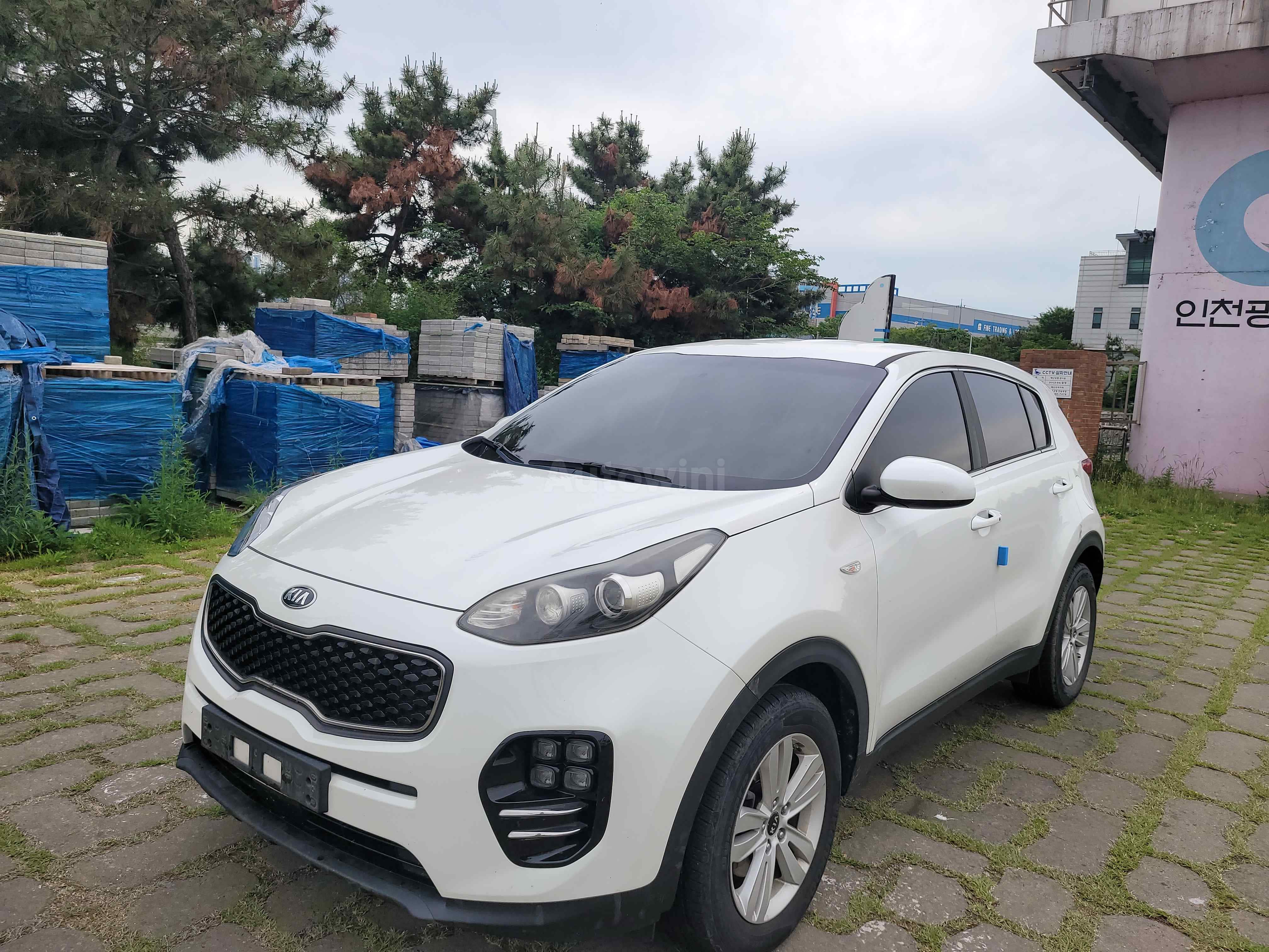 2016 KIA SPORTAGE VIN: KNAPN815GGK094268