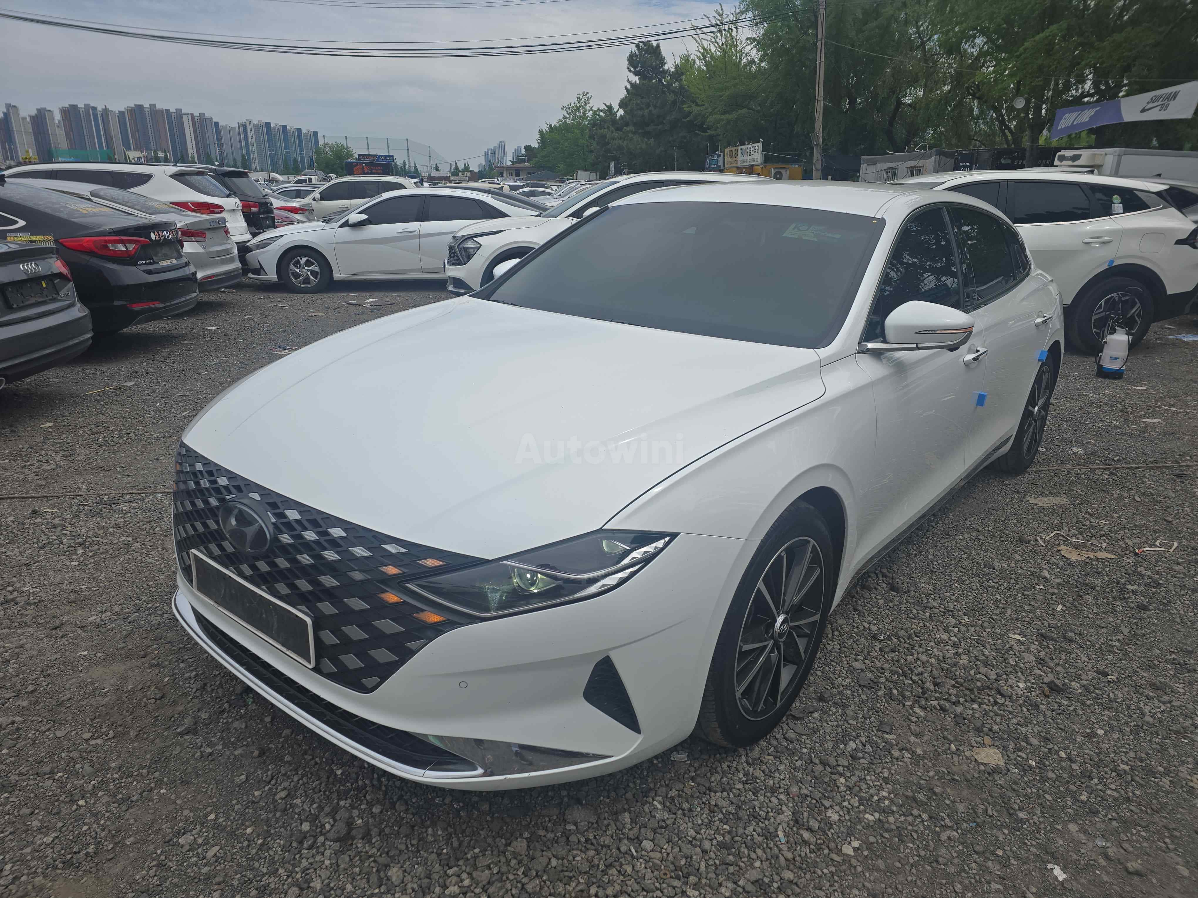 2022 HYUNDAI GRANDEUR VIN: KMHF141DBNA492196