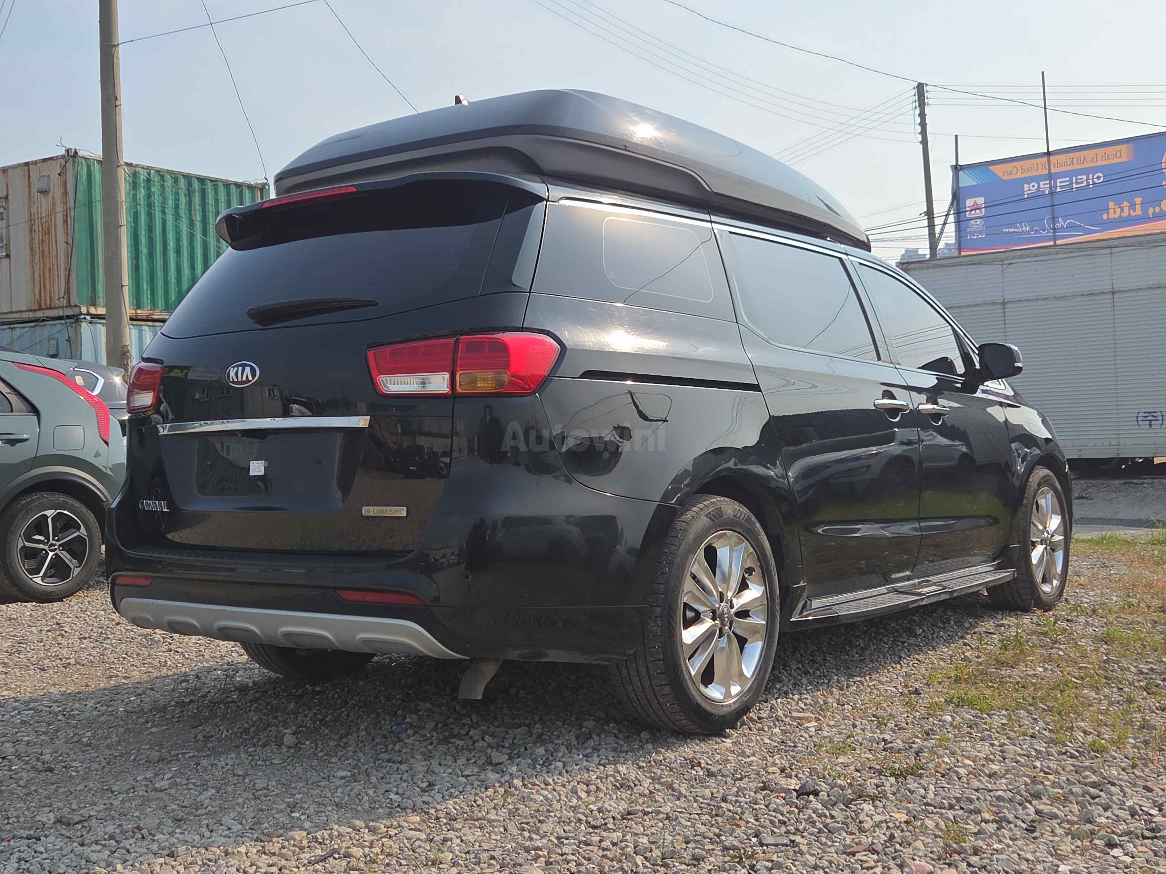 2015 KIA CARNIVAL VIN: KNAMC81ABFS055457