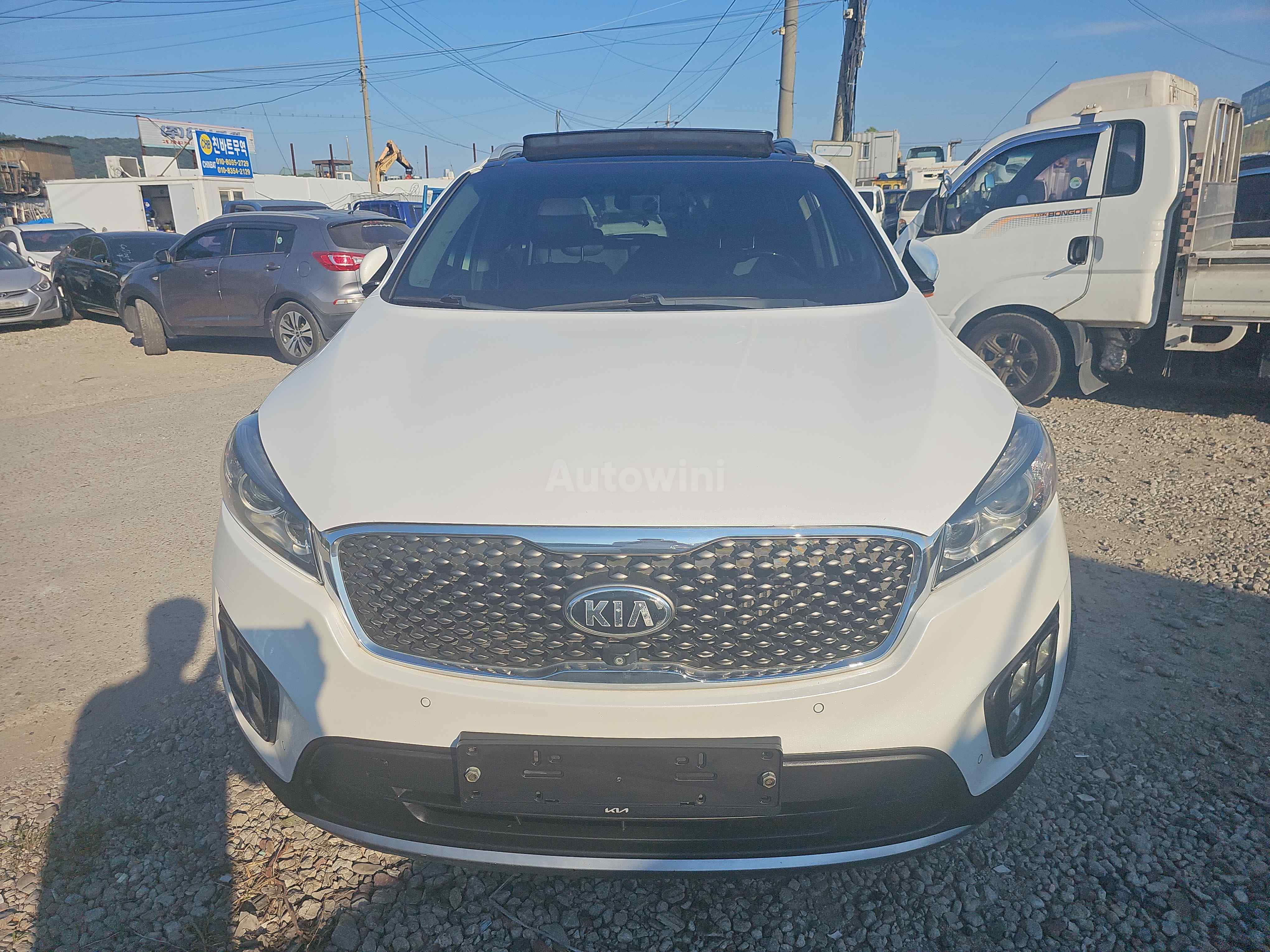 2015 KIA SORENTO VIN: KNAPK81BBFA104670