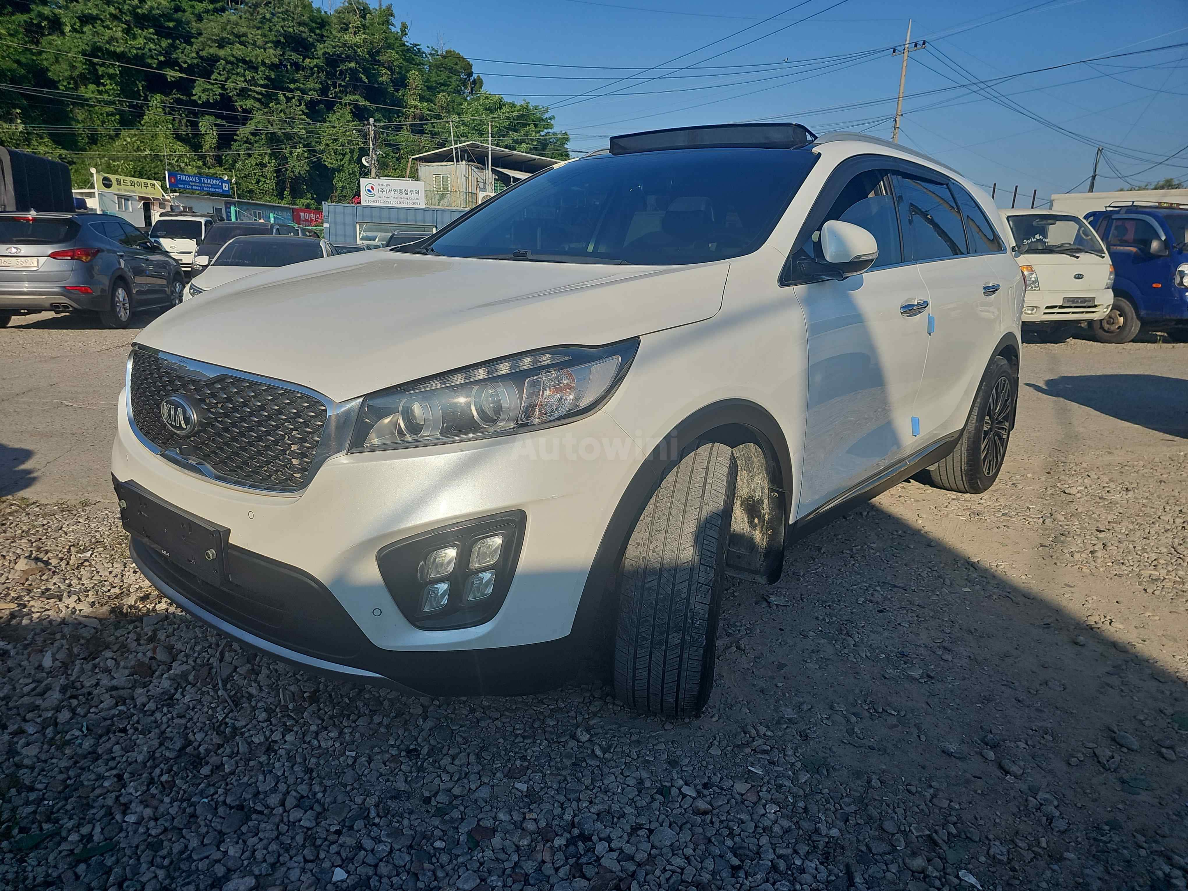2015 KIA SORENTO VIN: KNAPK81BBFA104670