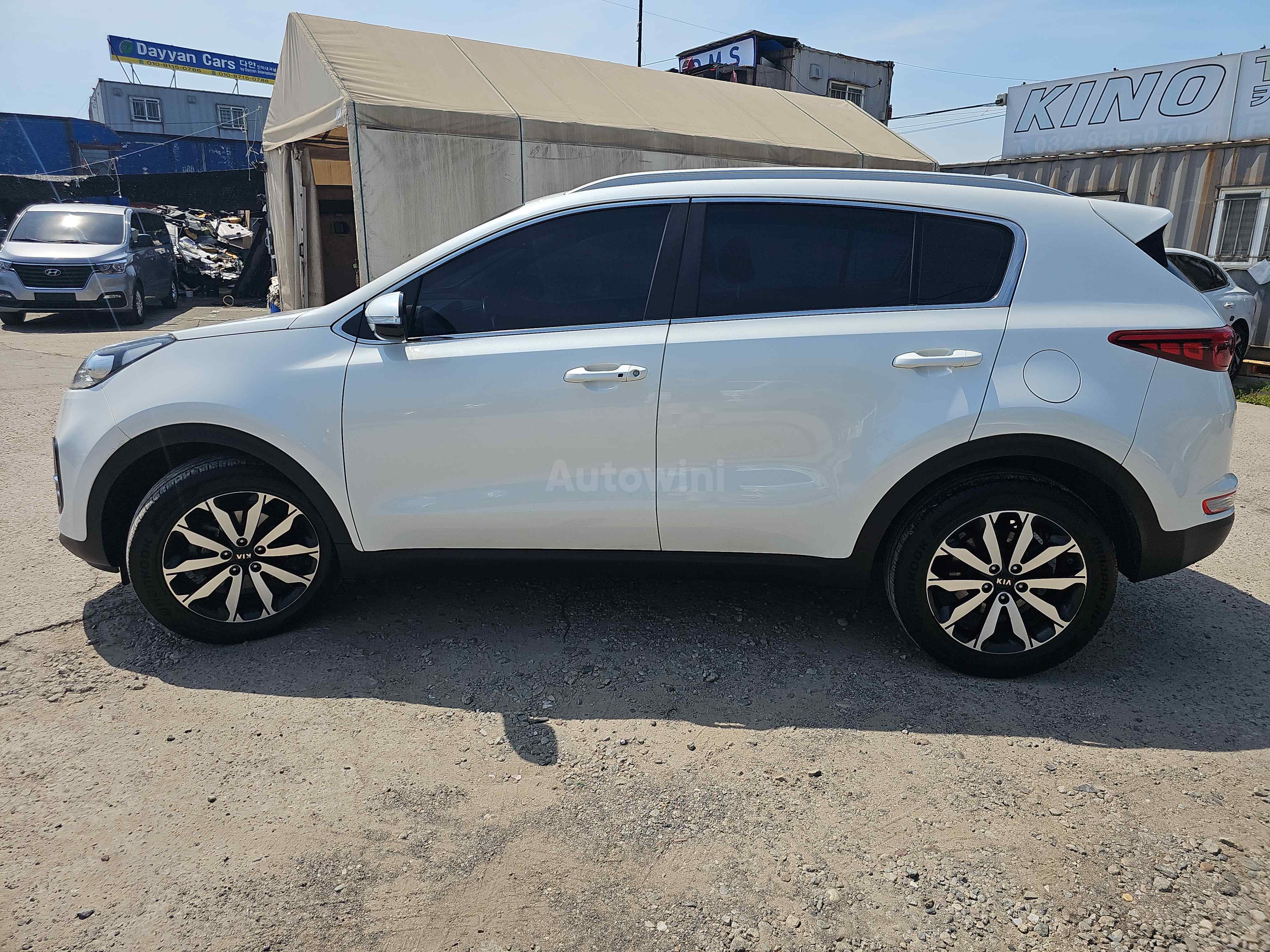2018 KIA SPORTAGE VIN: KNAP6815GJK545157