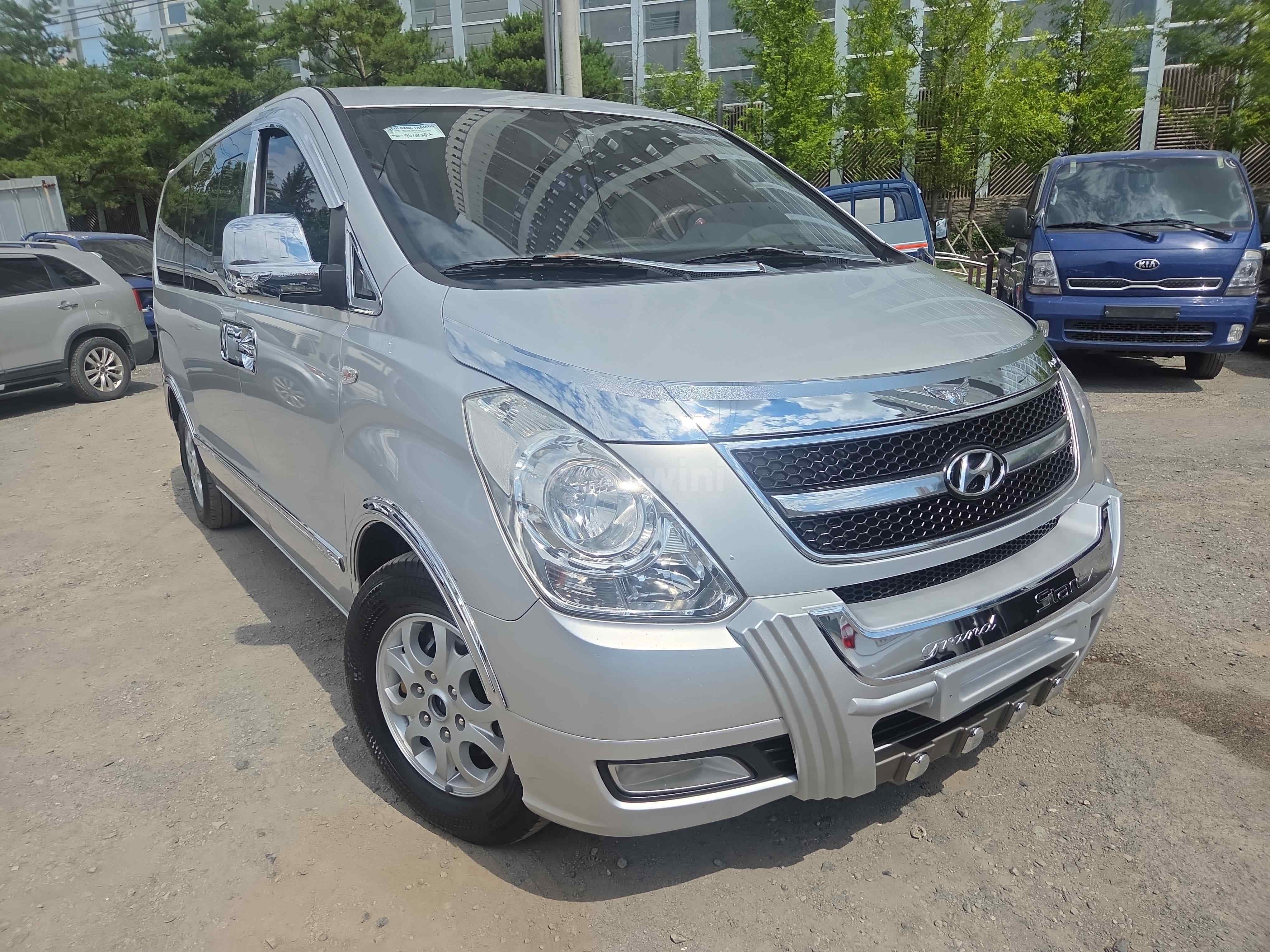 2009 HYUNDAI STAREX VIN: KMJWAH7JP9U155382
