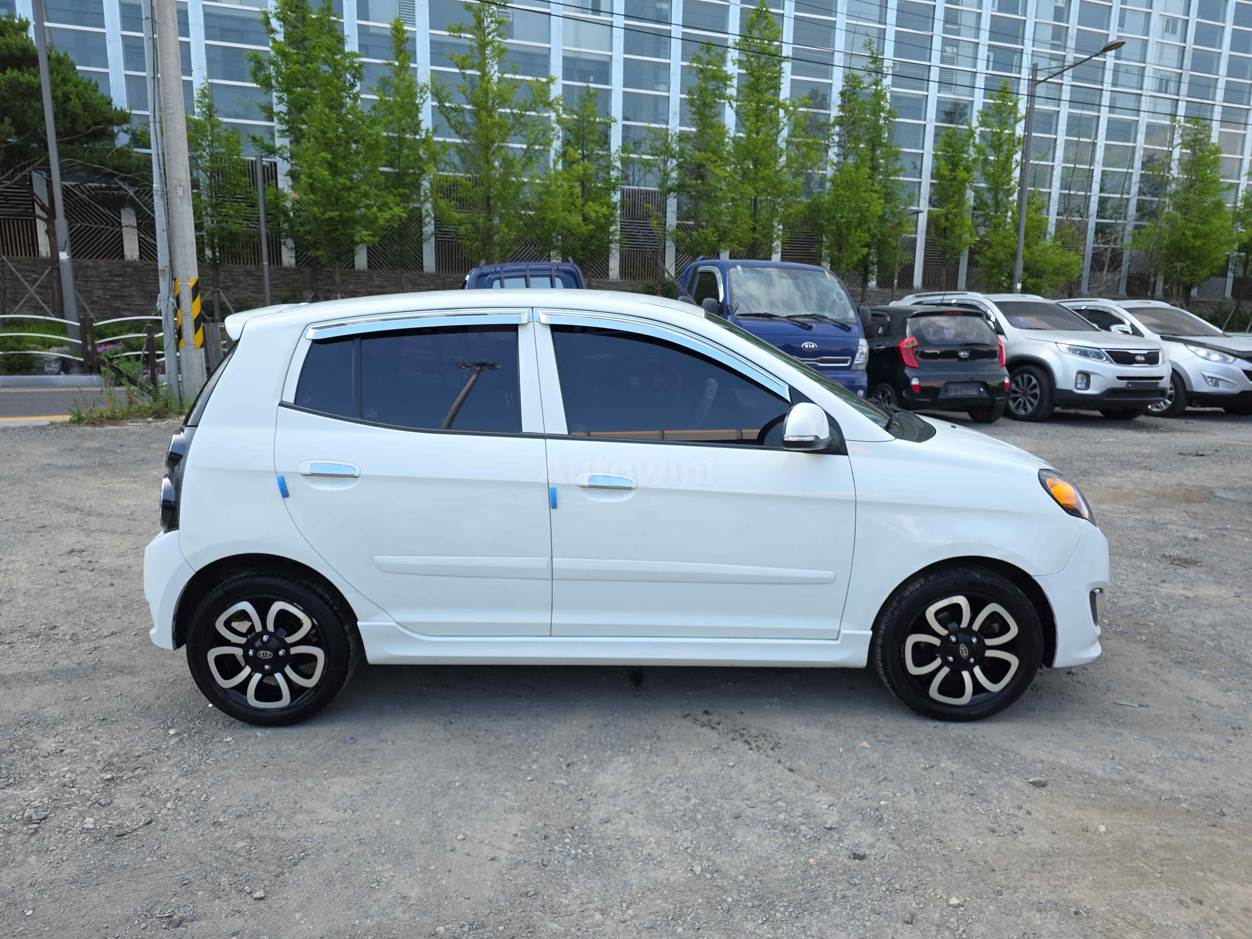 2011 KIA MORNING VIN: KNABM514BBT057765