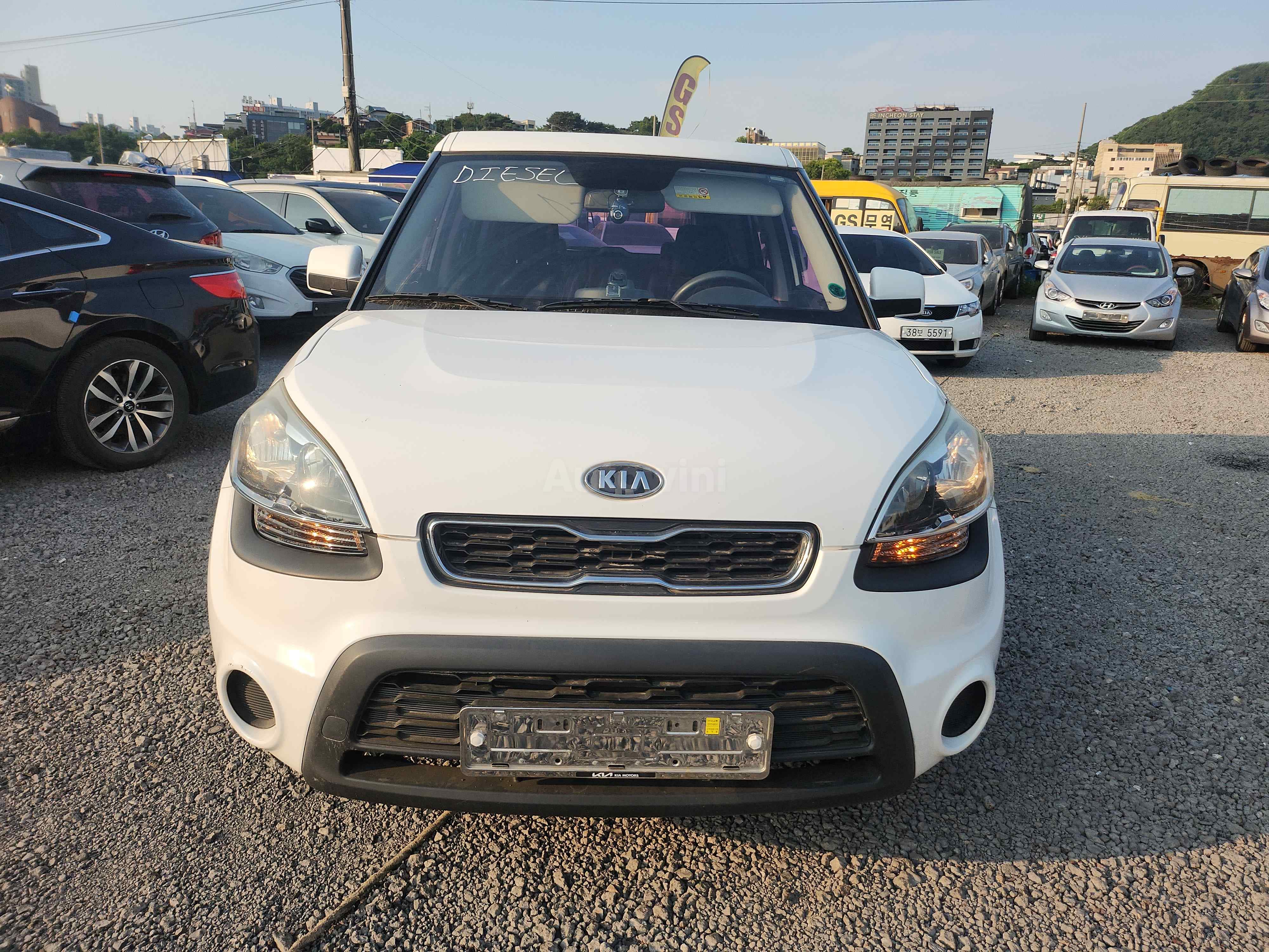 2012 KIA SOUL VIN: KNAJT813BCK739552